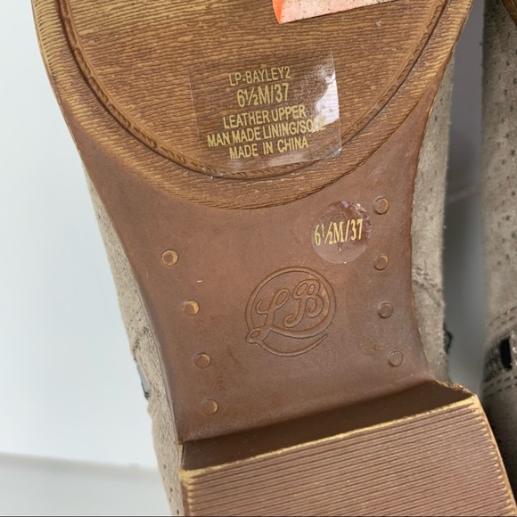 Lucky Brand Bayley 2 Perforated Suede Ankle Bootie Zipper Boho Tan Size 6.5 NWOB - Picture 9 of 10